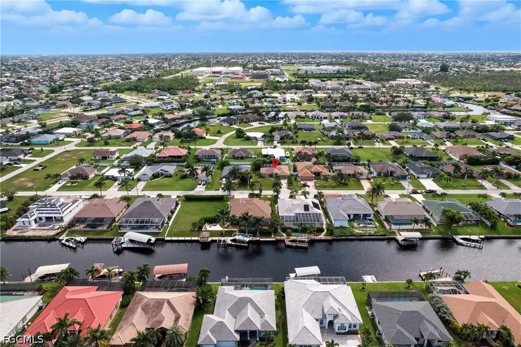 3325 SW 26th Place Cape Coral FL 33914