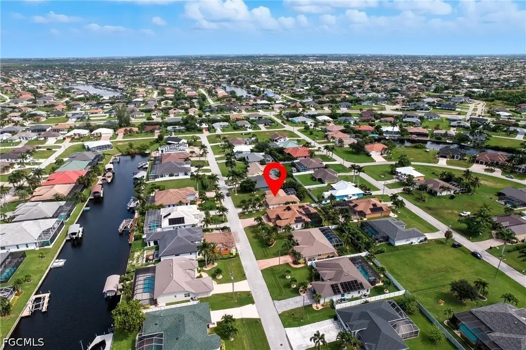 3325 SW 26th Place Cape Coral FL 33914
