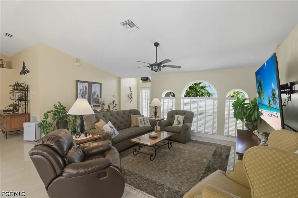 3325 SW 26th Place Cape Coral FL 33914
