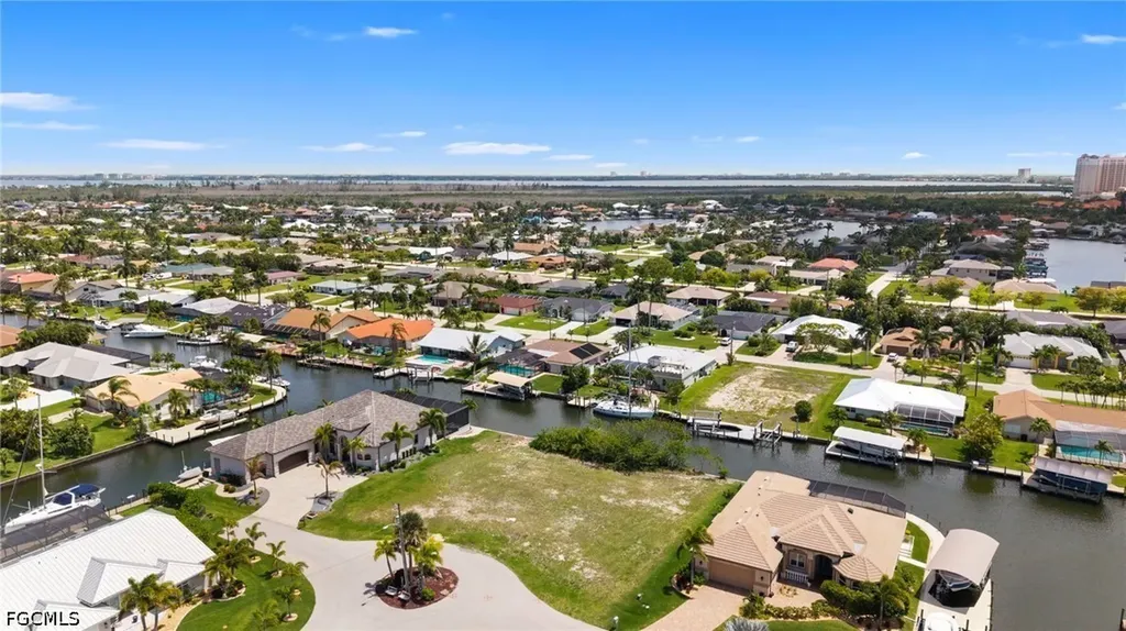 5347 SW 11th Avenue Cape Coral FL 33914