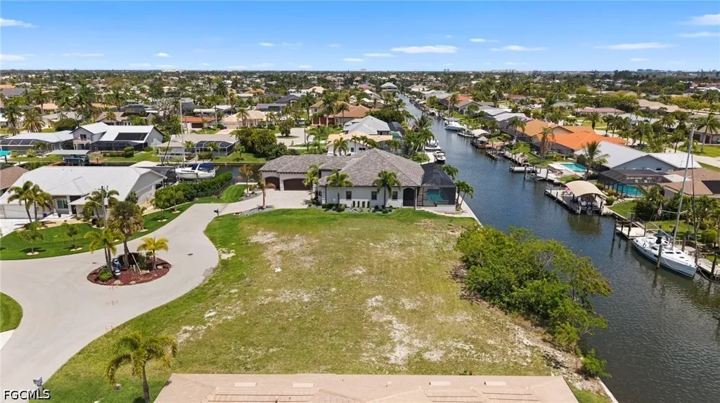 5347 SW 11th Avenue Cape Coral FL 33914