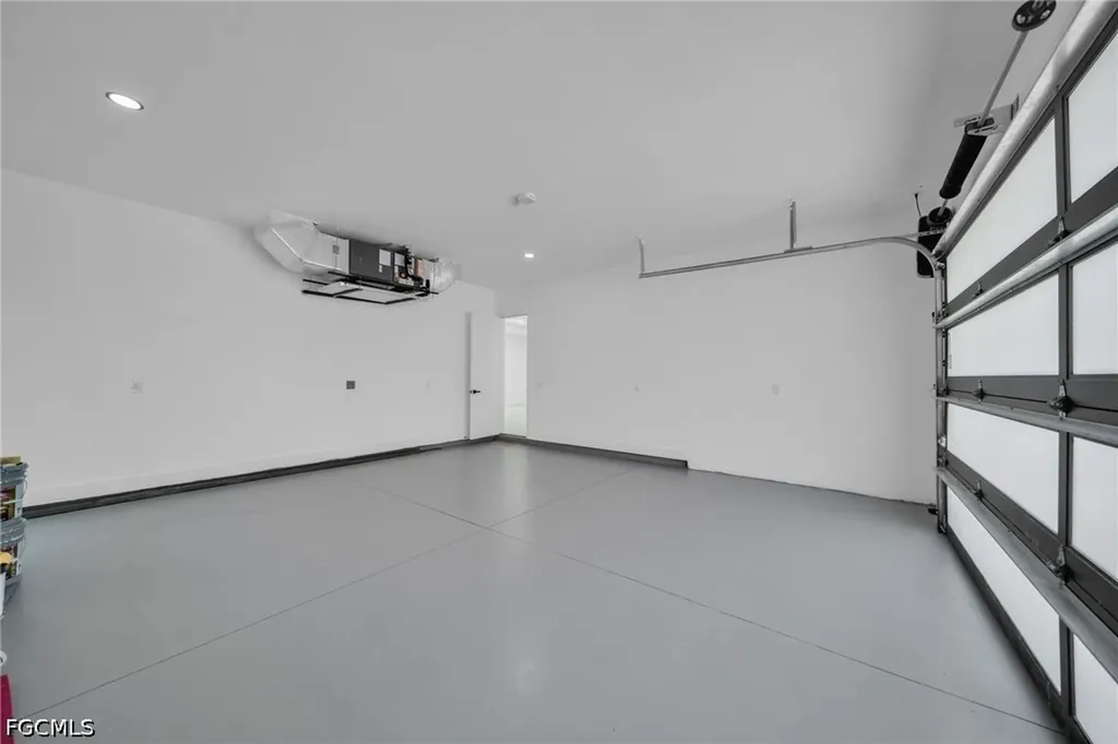 818 NE 10th Street Cape Coral FL 33909