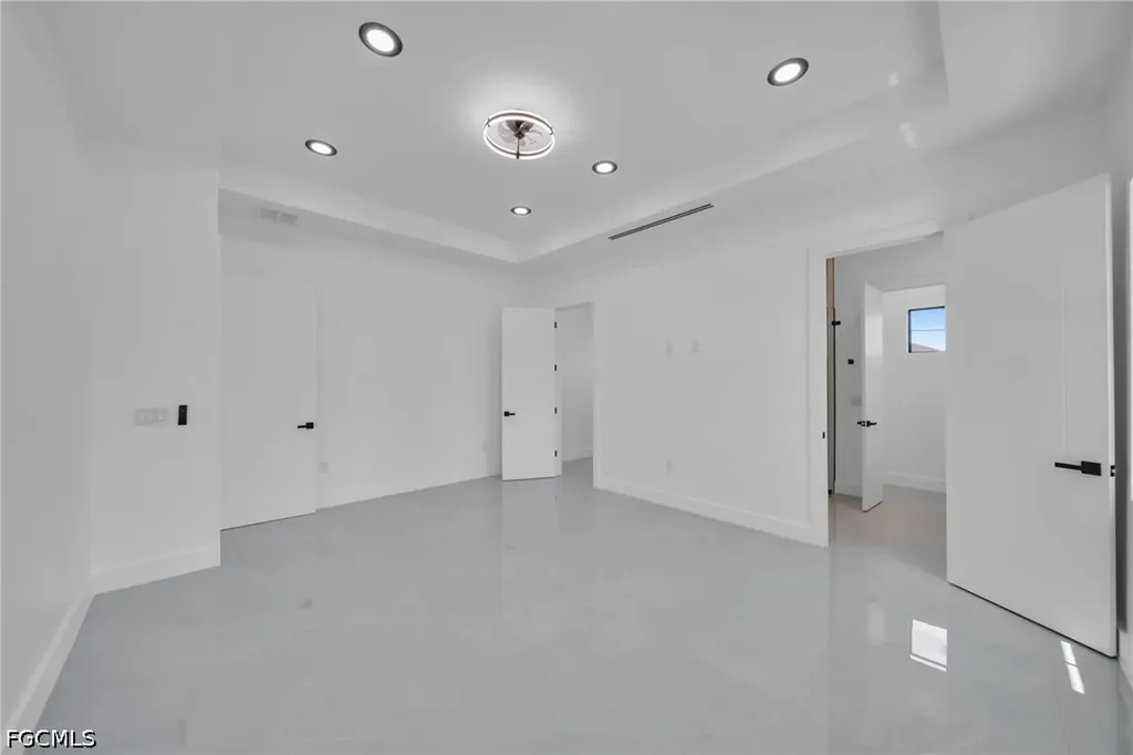 818 NE 10th Street Cape Coral FL 33909