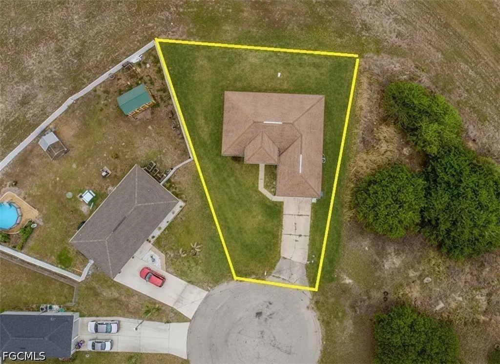 7018 Pilgrim Court Labelle FL 33935