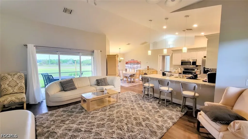 7018 Pilgrim Court Labelle FL 33935