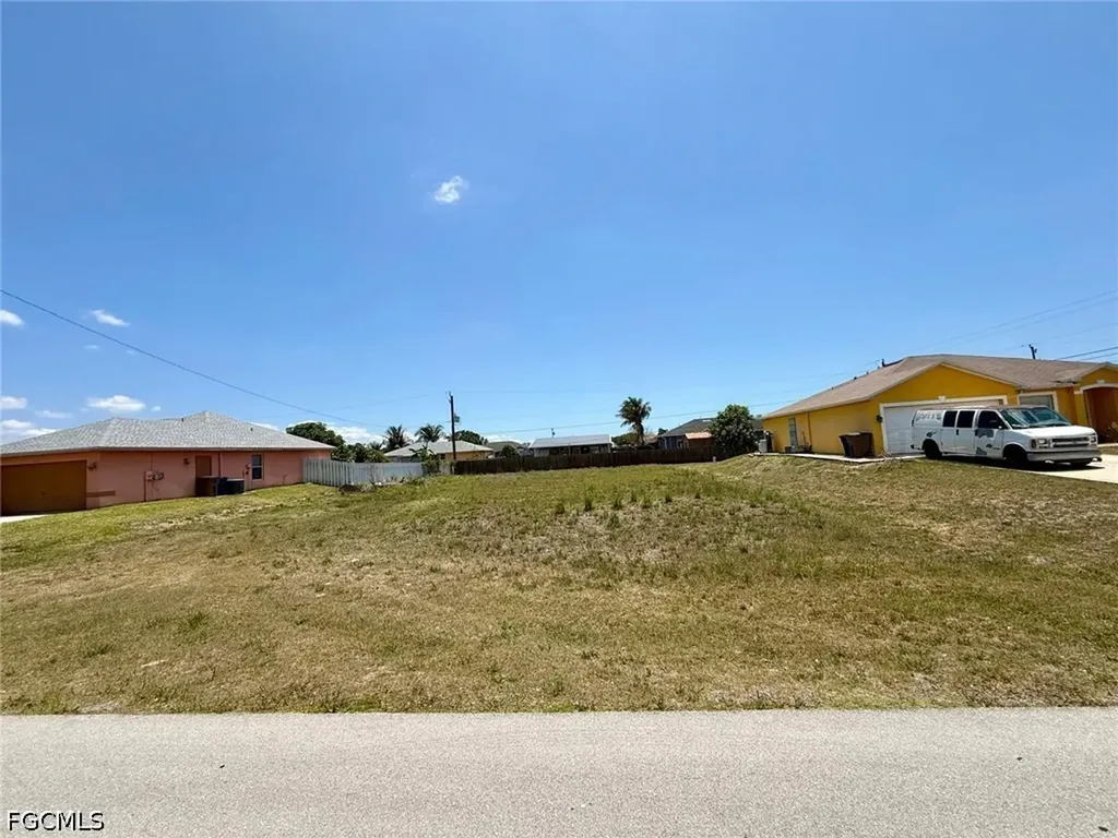 4517 7th Street W Lehigh Acres FL 33971