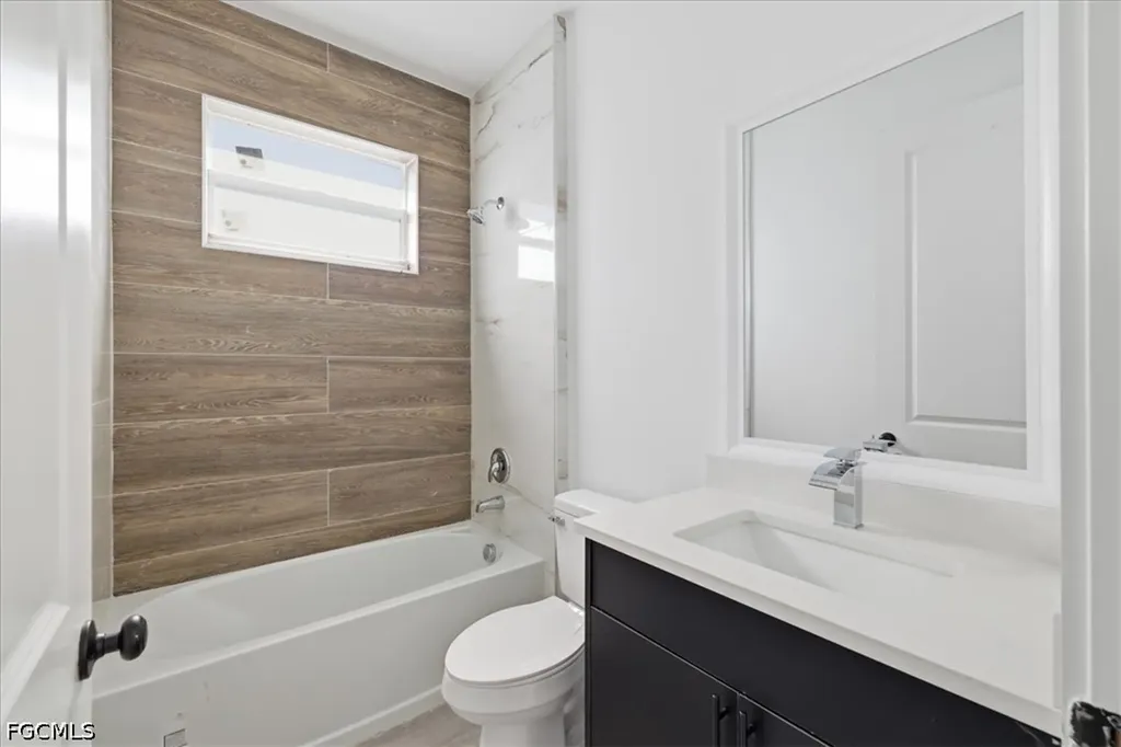 136 Lomas Road Rotonda West FL 33947
