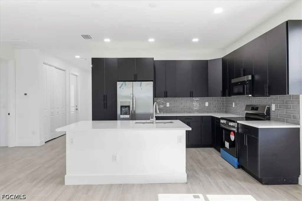 136 Lomas Road Rotonda West FL 33947
