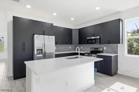 136 Lomas Road Rotonda West FL 33947