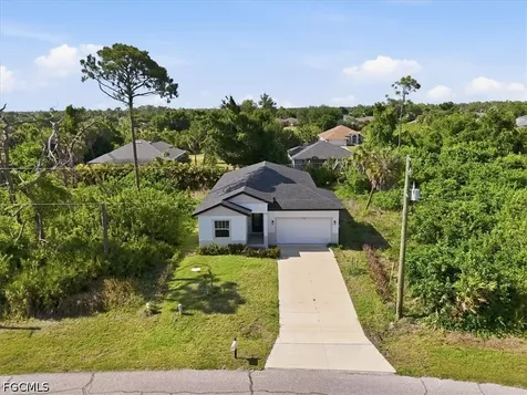 136 Lomas Road Rotonda West FL 33947