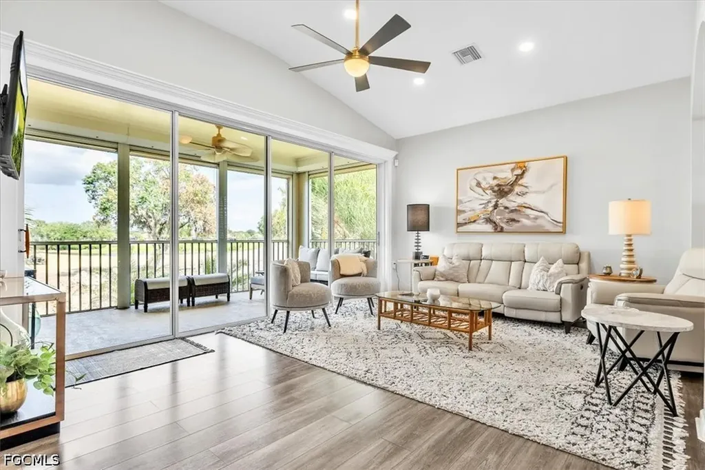 3000 Meandering Way Fort Myers FL 33905