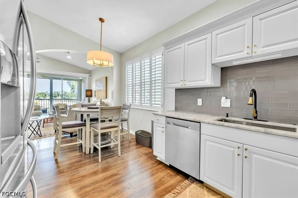 3000 Meandering Way Fort Myers FL 33905