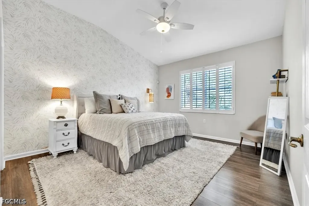 3000 Meandering Way Fort Myers FL 33905