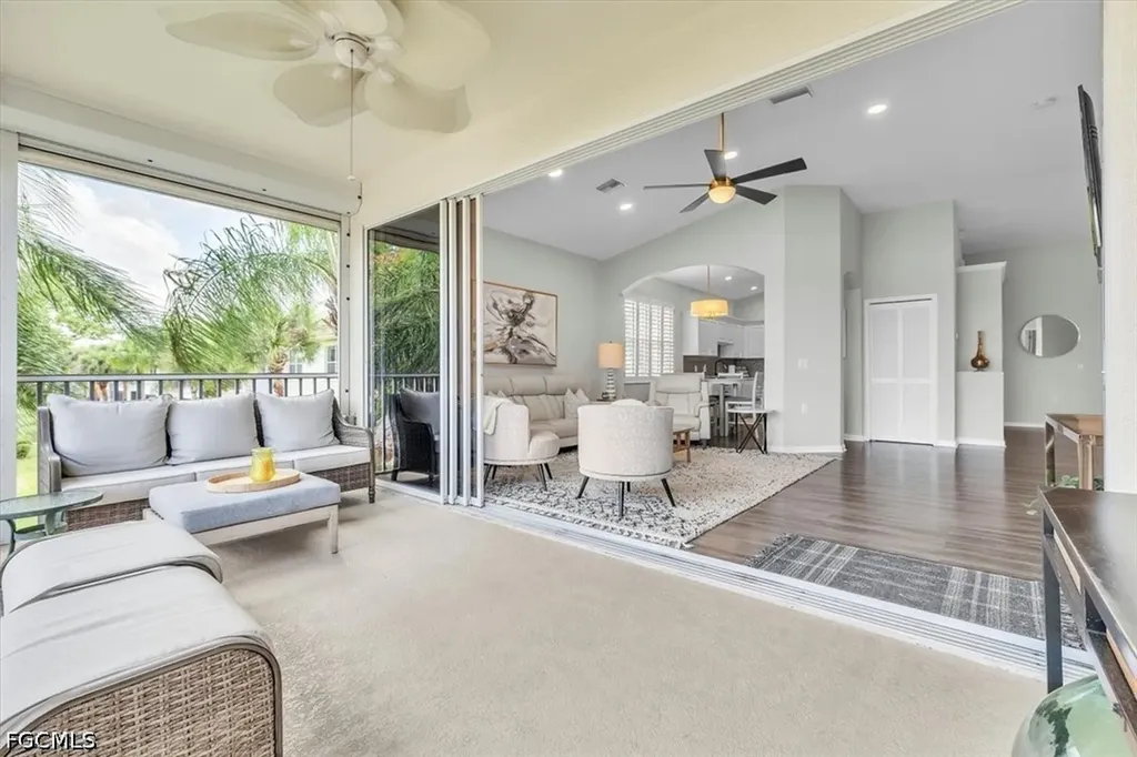 3000 Meandering Way Fort Myers FL 33905