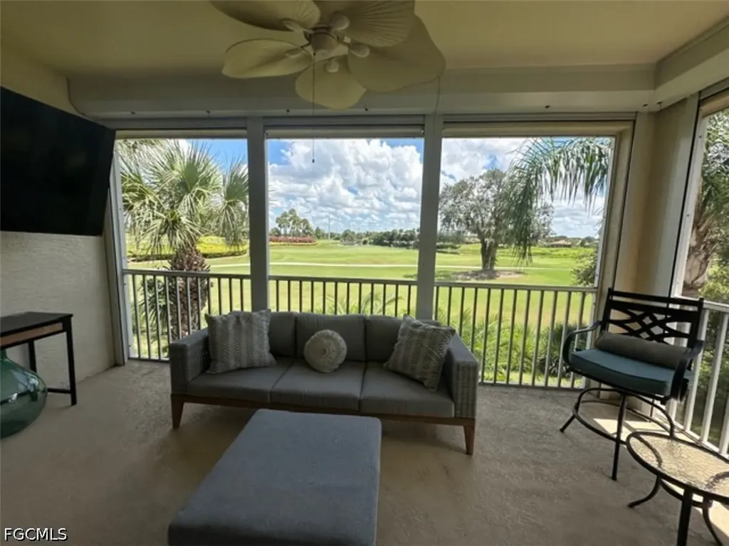 3000 Meandering Way Fort Myers FL 33905