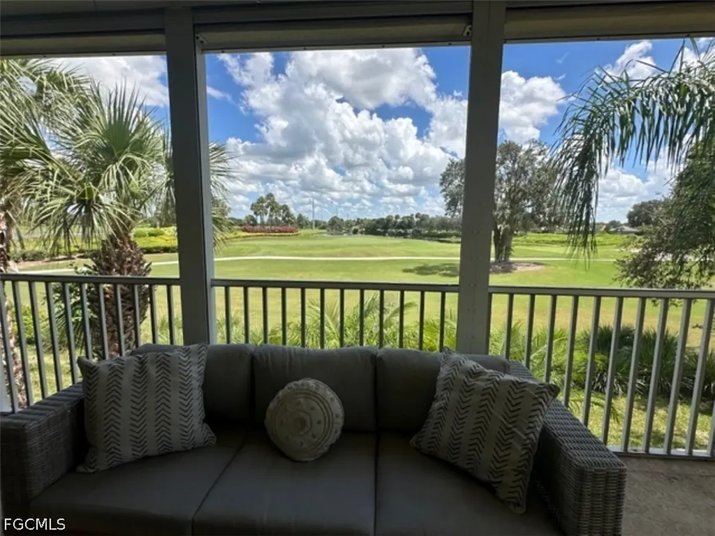 3000 Meandering Way Fort Myers FL 33905