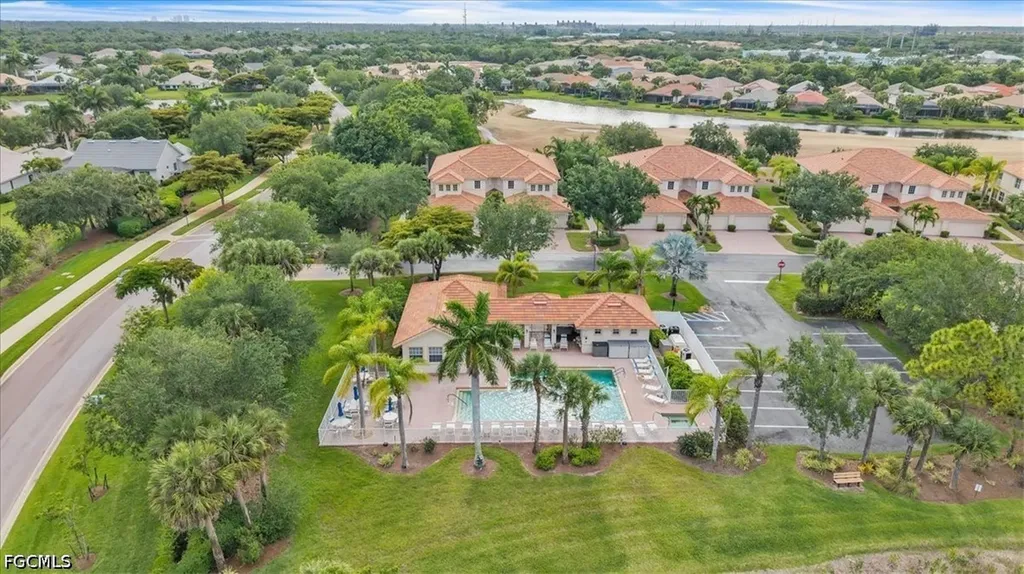 3000 Meandering Way Fort Myers FL 33905