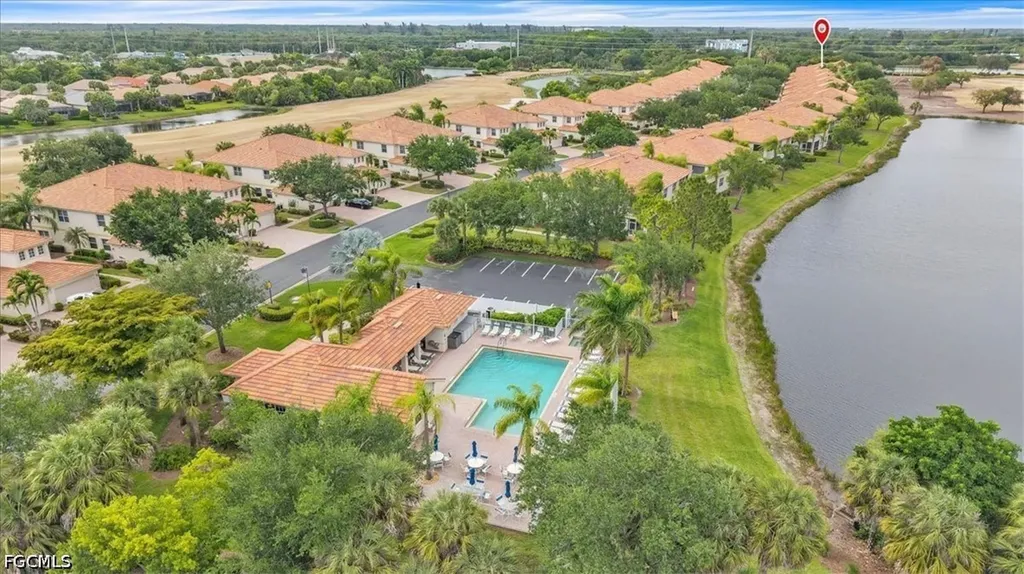 3000 Meandering Way Fort Myers FL 33905