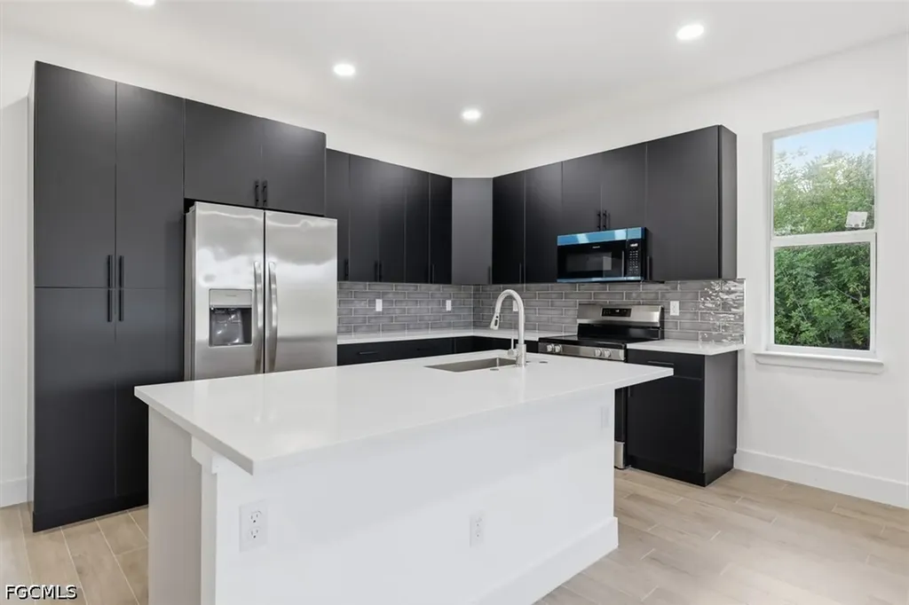 500 Sunset Road N Rotonda West FL 33947