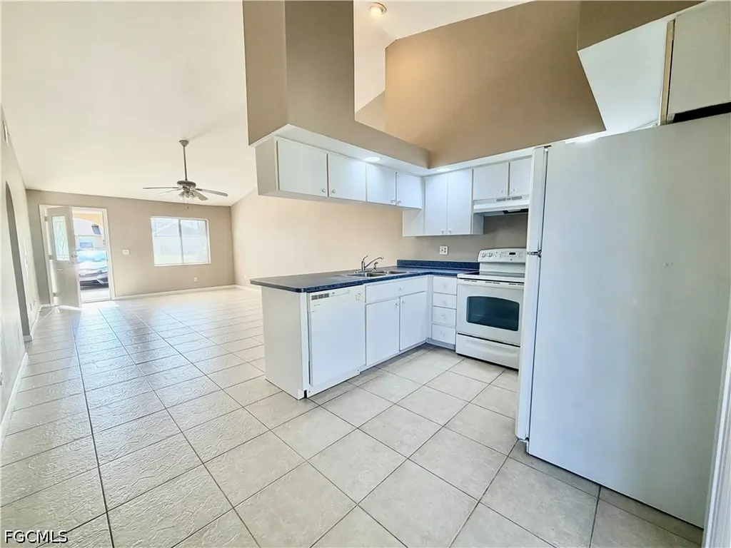 1714 SW 15th Place Cape Coral FL 33991