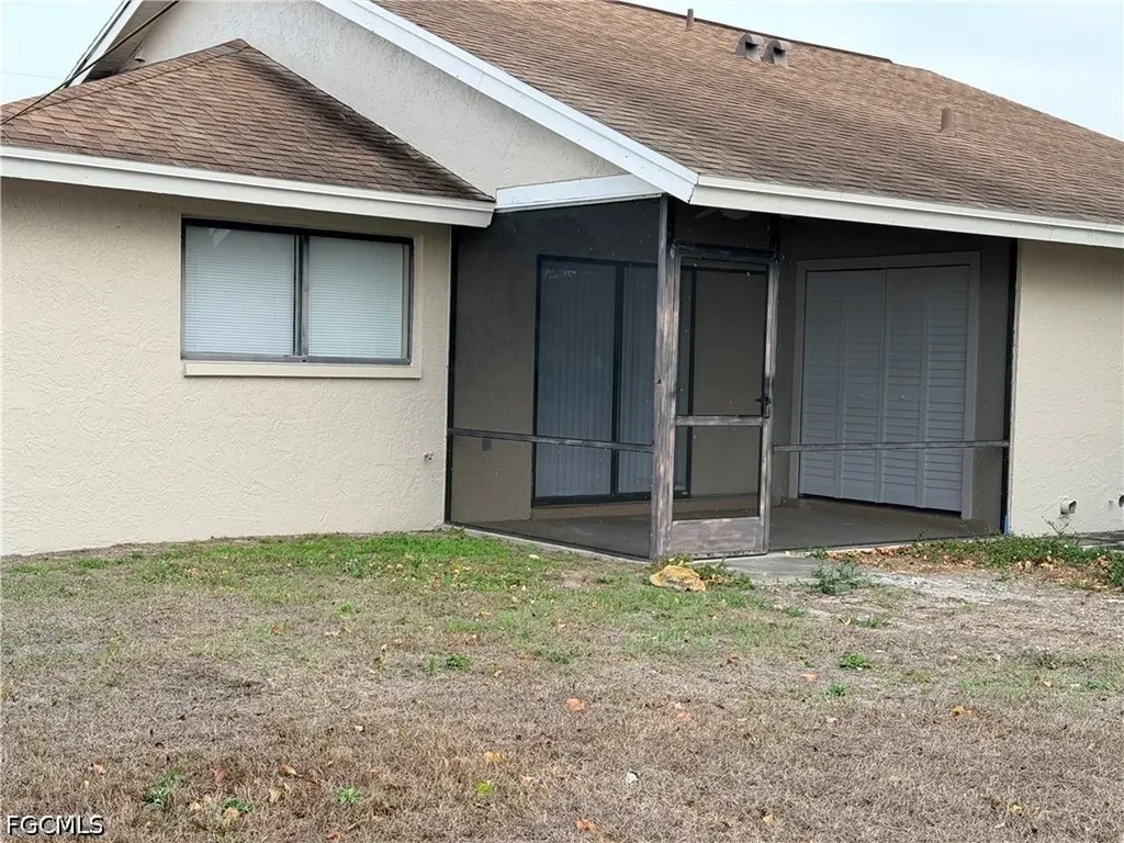 1714 SW 15th Place Cape Coral FL 33991