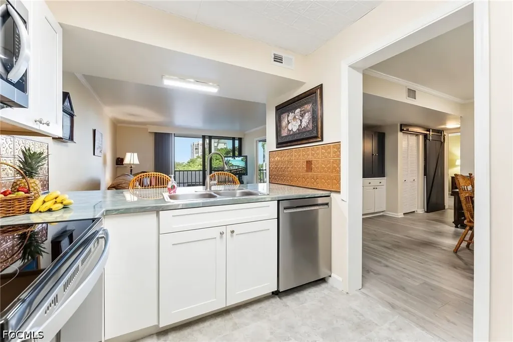 3490 N Key Drive North Fort Myers FL 33903