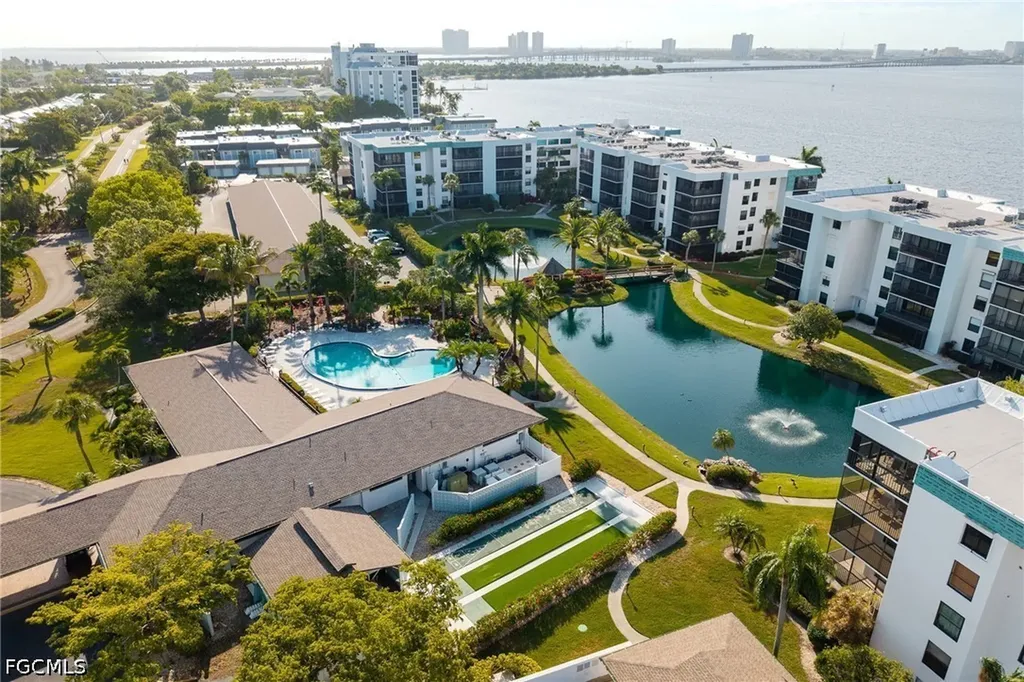 3490 N Key Drive North Fort Myers FL 33903