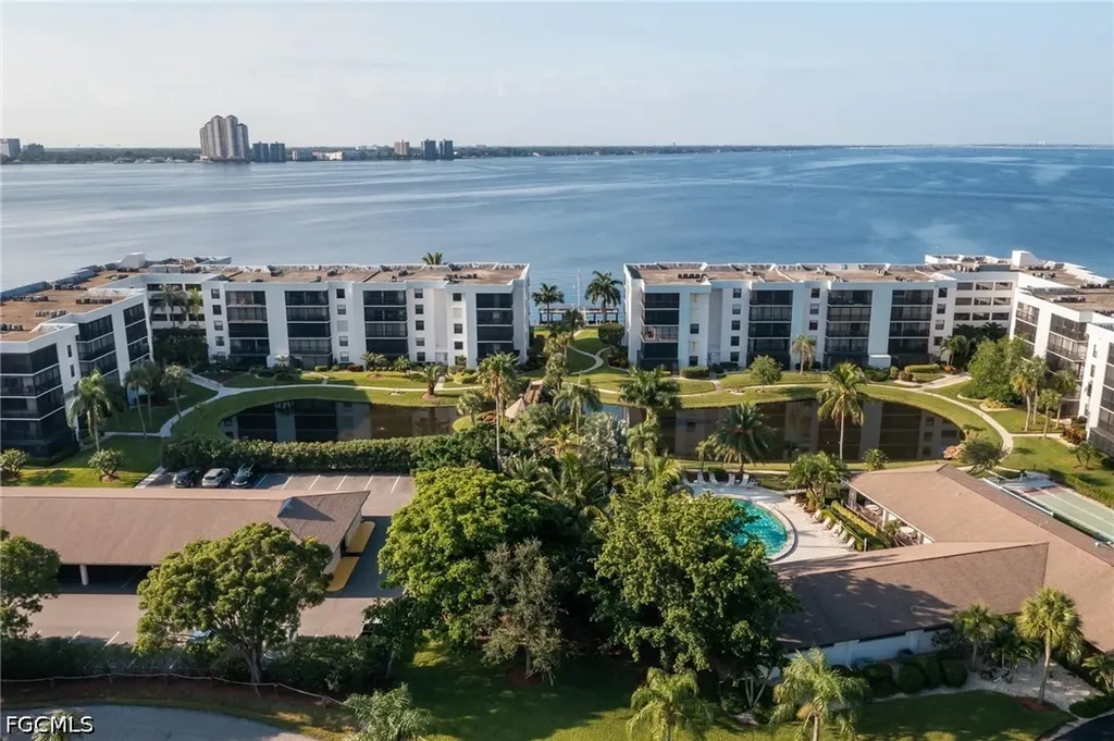 3490 N Key Drive North Fort Myers FL 33903