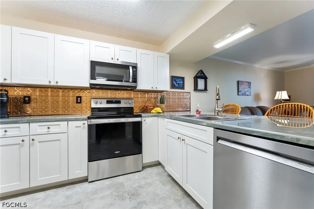 3490 N Key Drive North Fort Myers FL 33903