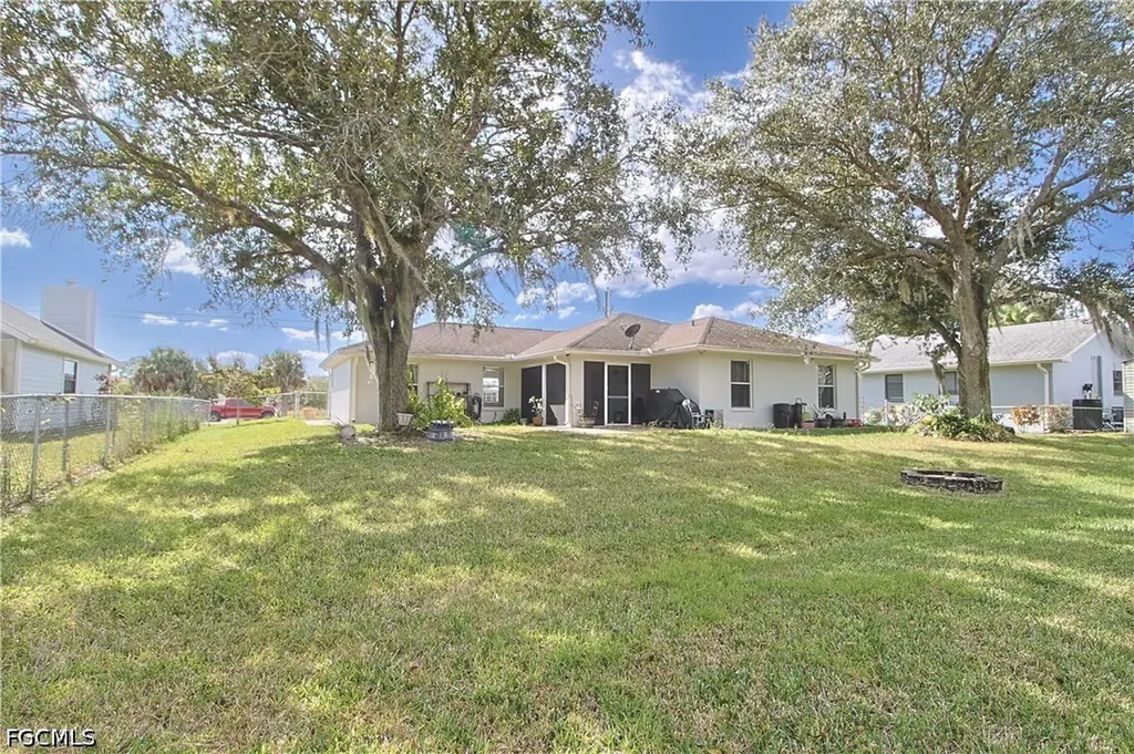 11407 Rabun Gap Drive North Fort Myers FL 33917