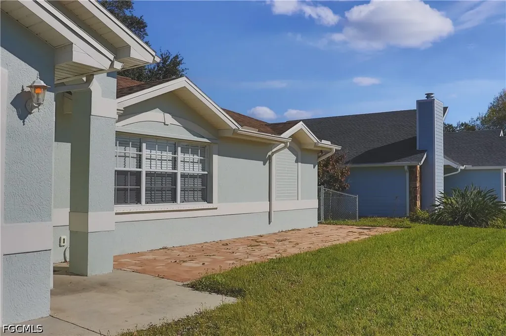 11407 Rabun Gap Drive North Fort Myers FL 33917