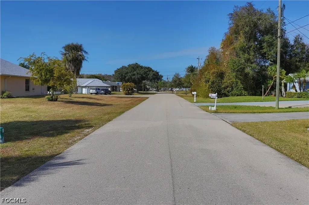 11407 Rabun Gap Drive North Fort Myers FL 33917