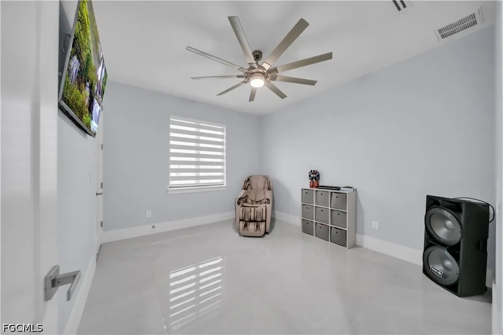 1612 NW 37th Avenue Cape Coral FL 33993