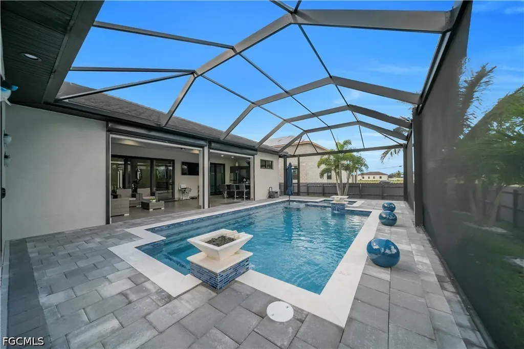 1612 NW 37th Avenue Cape Coral FL 33993