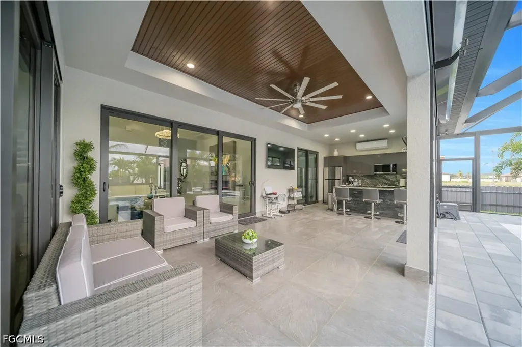 1612 NW 37th Avenue Cape Coral FL 33993