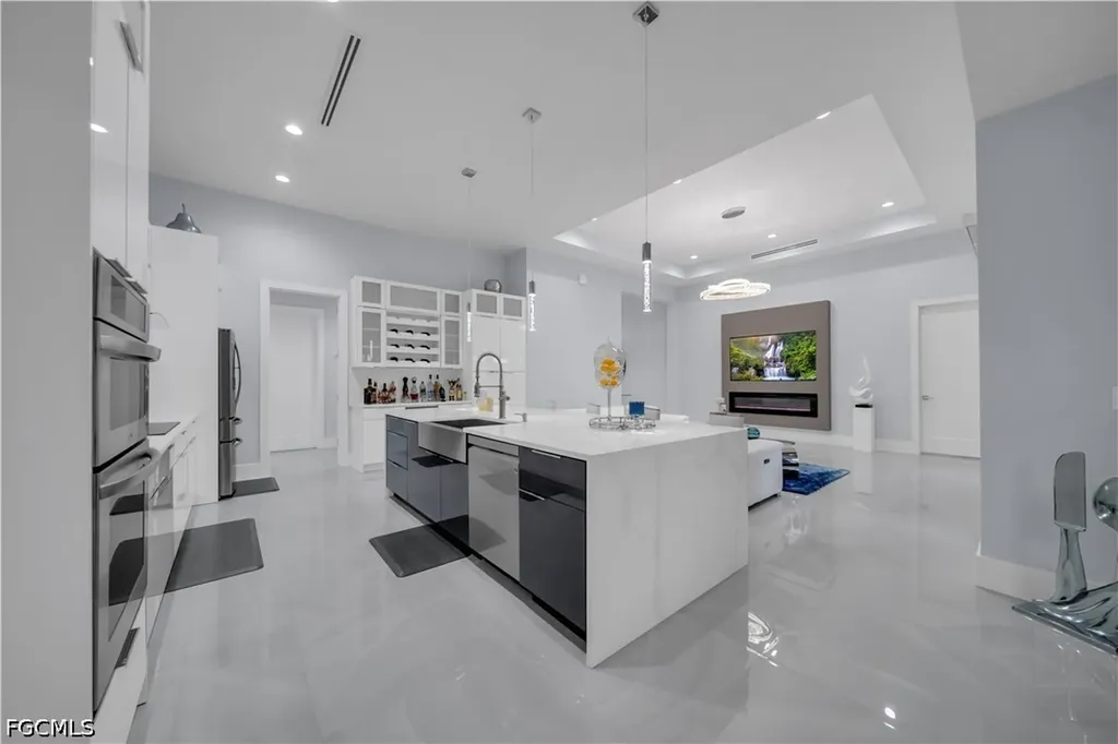 1612 NW 37th Avenue Cape Coral FL 33993