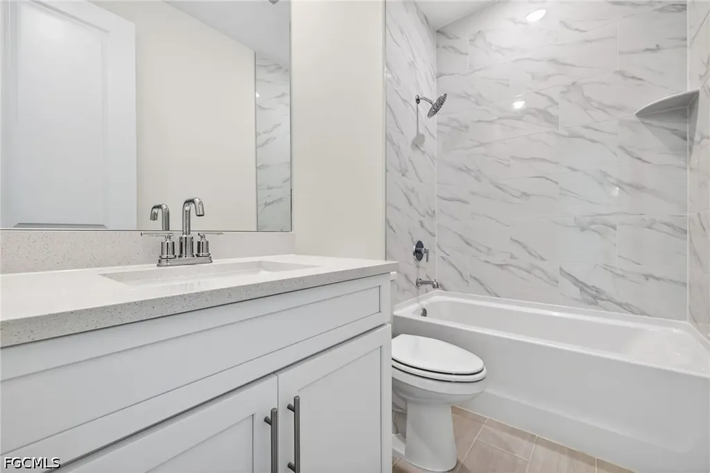 122 SW 21st Terrace Cape Coral FL 33991