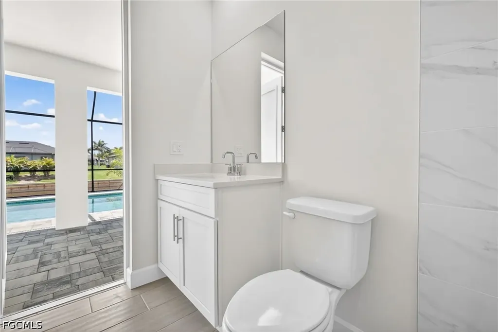 122 SW 21st Terrace Cape Coral FL 33991