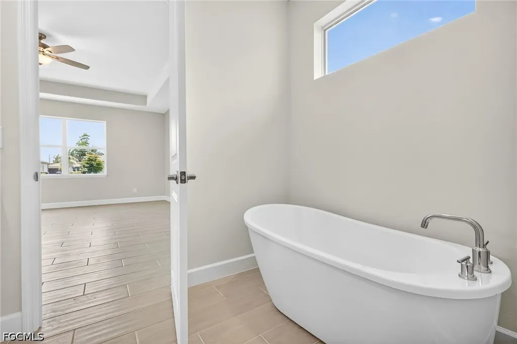 122 SW 21st Terrace Cape Coral FL 33991