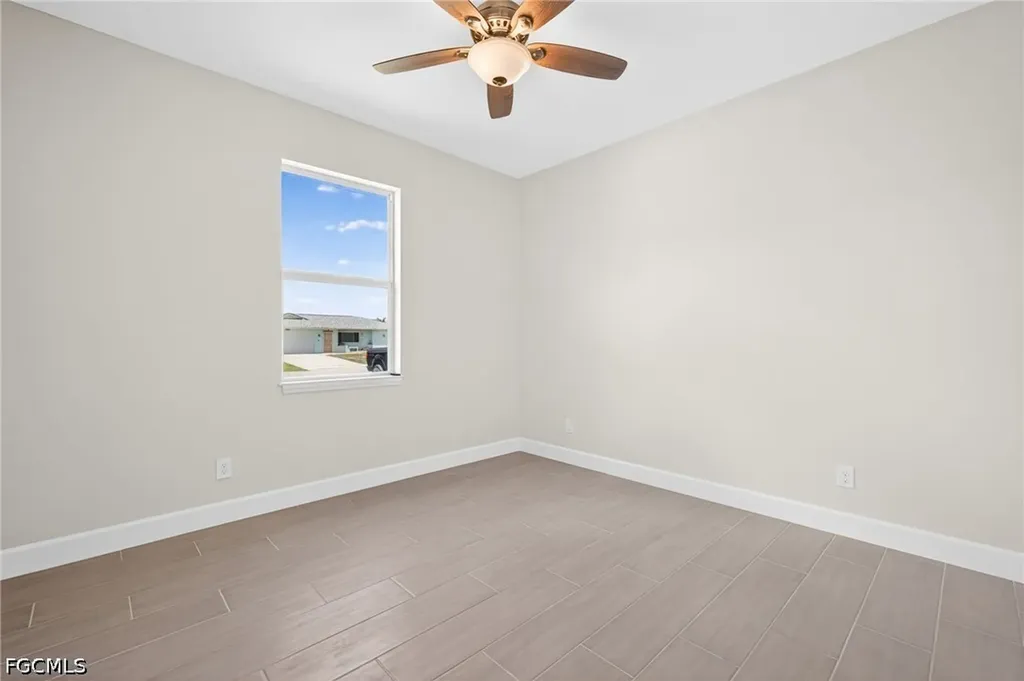 122 SW 21st Terrace Cape Coral FL 33991