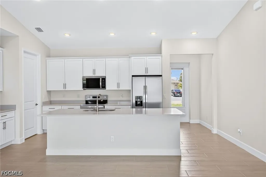 122 SW 21st Terrace Cape Coral FL 33991