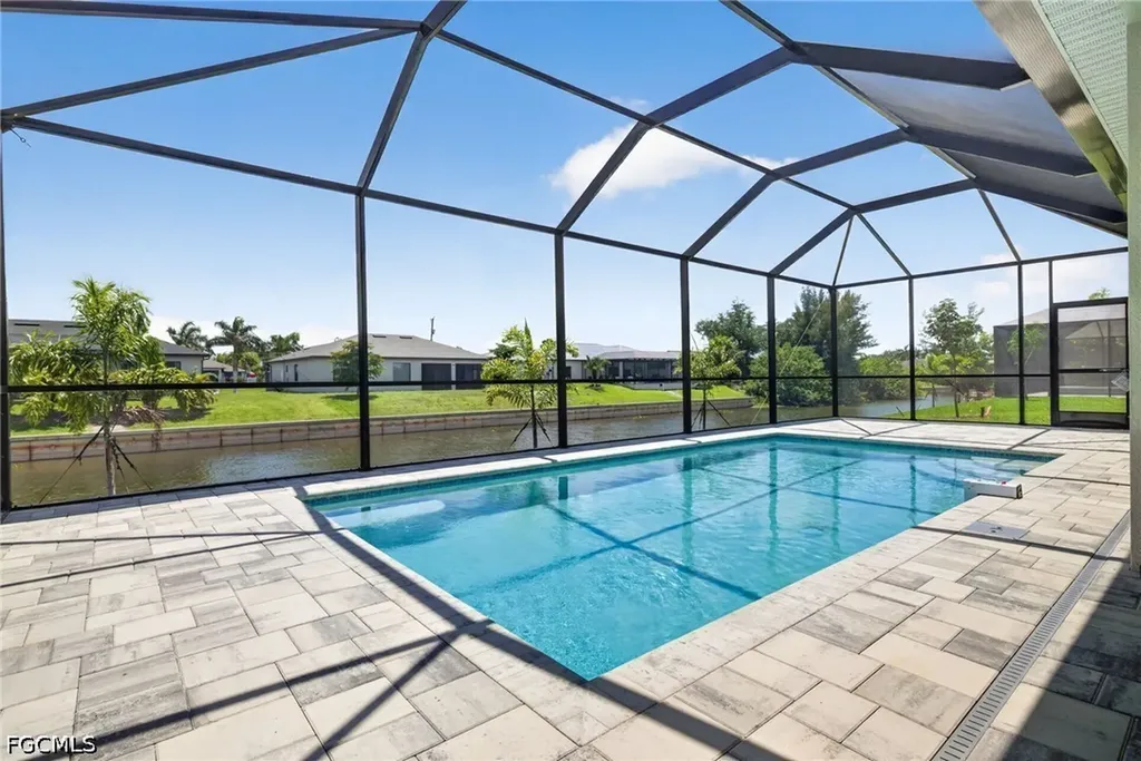 122 SW 21st Terrace Cape Coral FL 33991