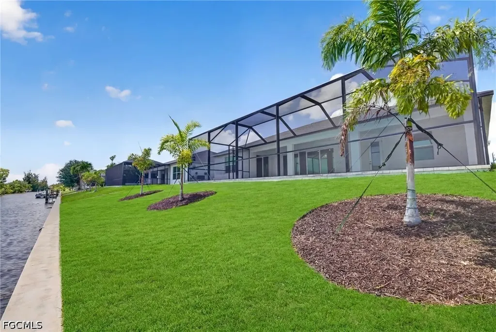 122 SW 21st Terrace Cape Coral FL 33991