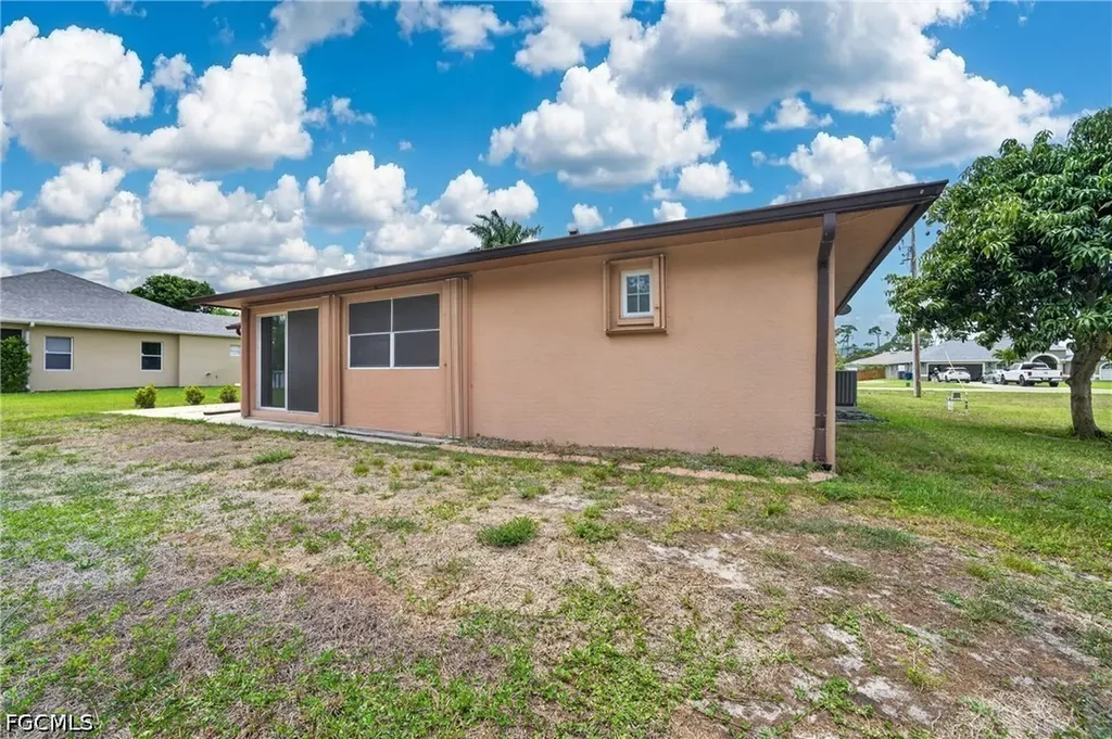 6731 Eagle Tree Court North Fort Myers FL 33917