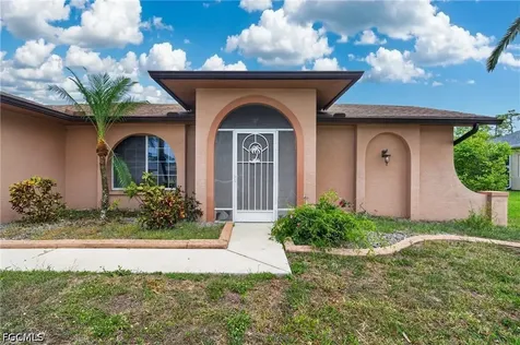 6731 Eagle Tree Court North Fort Myers FL 33917