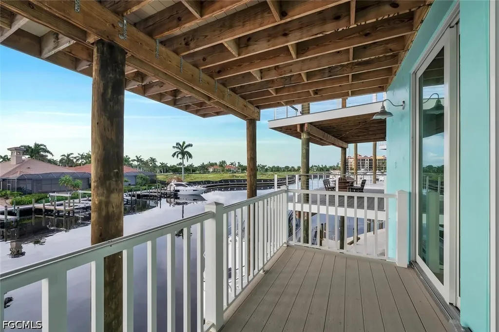 5870 Shell Cove Drive Cape Coral FL 33914