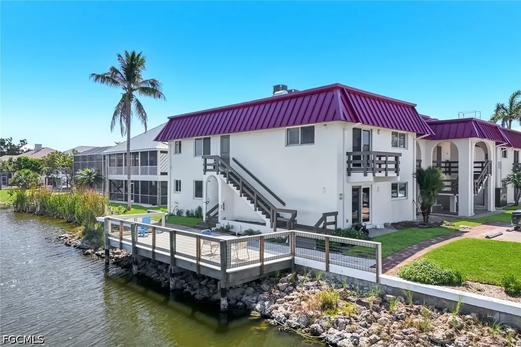 1610 Middle Gulf Drive Sanibel FL 33957
