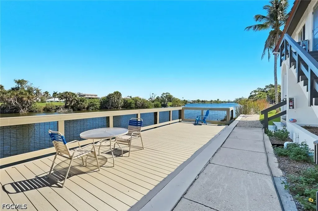 1610 Middle Gulf Drive Sanibel FL 33957