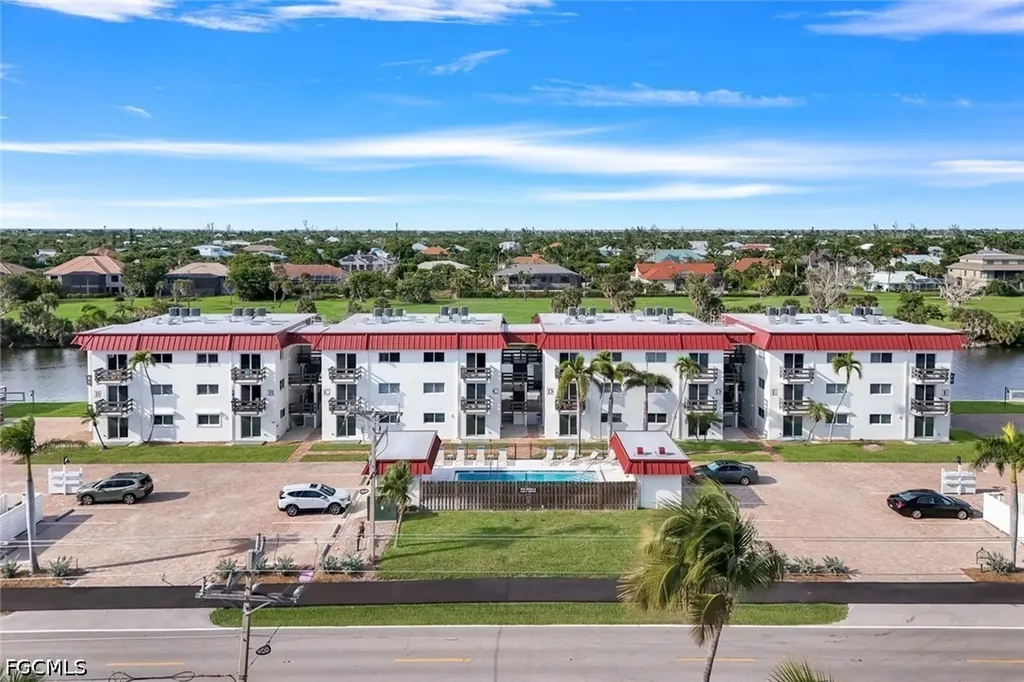 1610 Middle Gulf Drive Sanibel FL 33957