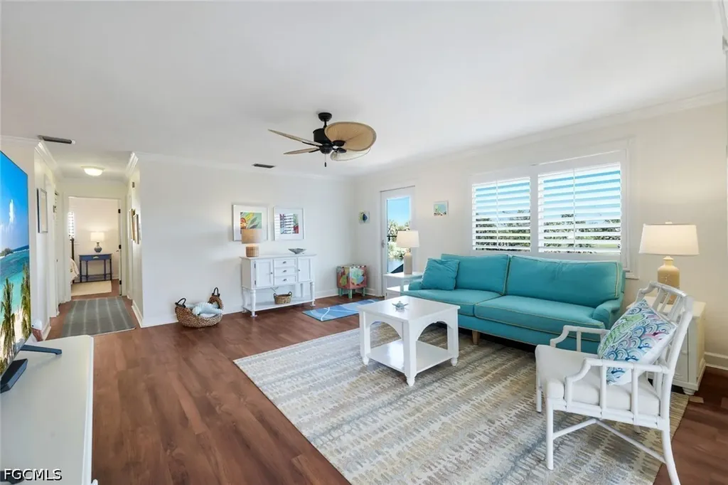 1610 Middle Gulf Drive Sanibel FL 33957